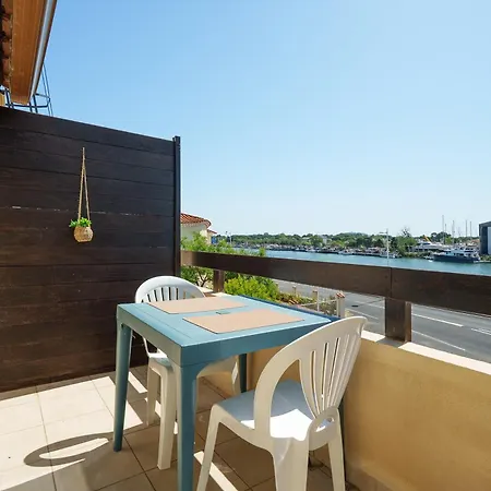 Entre Et Pinedes - Appt Avec Terrasse, Vue